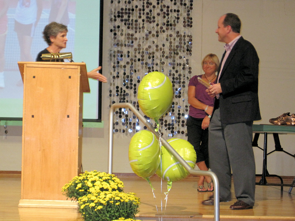 Receiving Media Award from GCTA